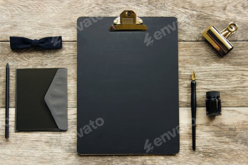 Preview: Masculine black themed desktop