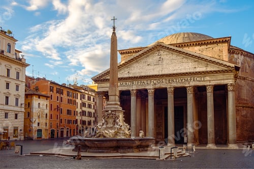 Preview: View of Pantheon basilica in centre of Rome
