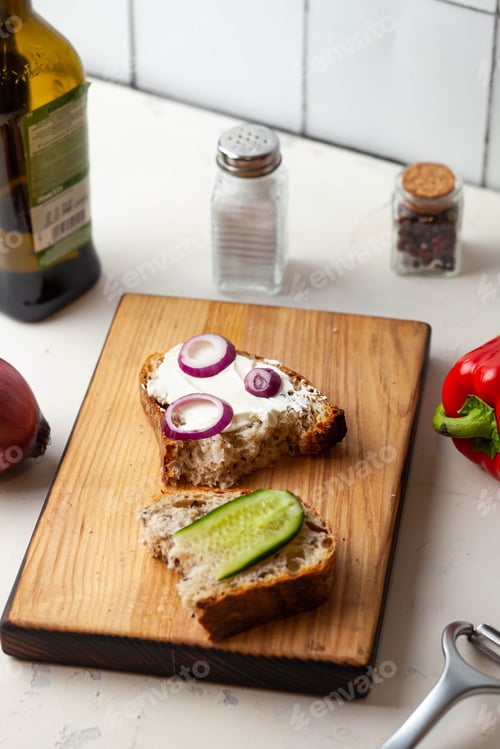 Preview: Sandwich making