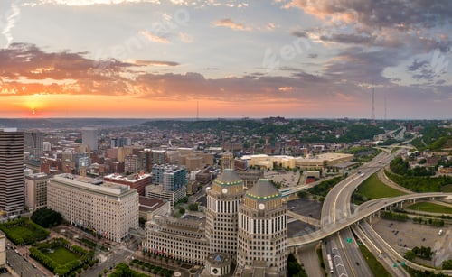 Preview: Aerial view of downtown district of Cincinnati city in Ohio, USA at sunset