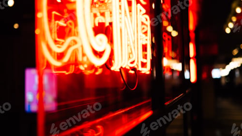 Preview: Neon lights at night in London