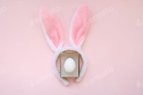Preview: Easter Egg in Box with Bunny Ears