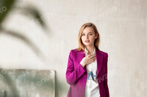 Preview: portrait of a young girl in the office