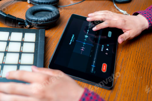 Preview: sound recording on a modern digital tablet devices
