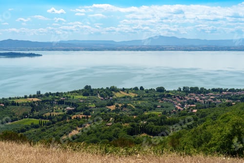 Preview: The Trasimeno lake at summer near Passignano
