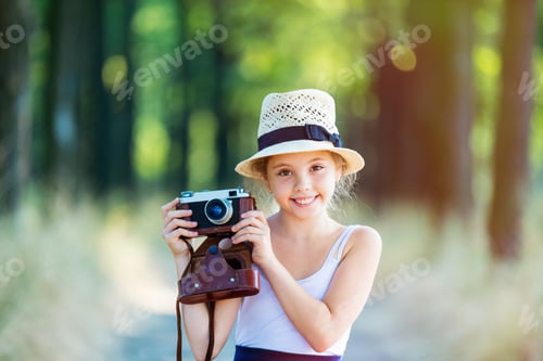 Preview: girl with camera