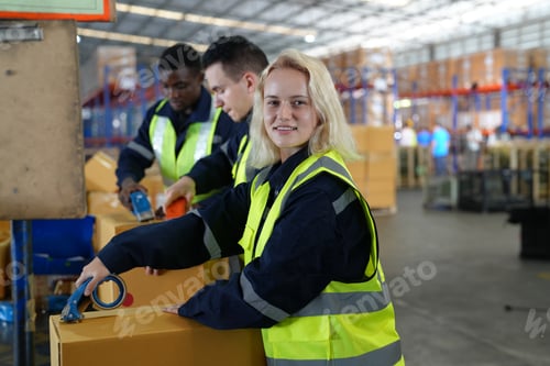 Preview: Warehouse Industrial and Logistics Companies inside