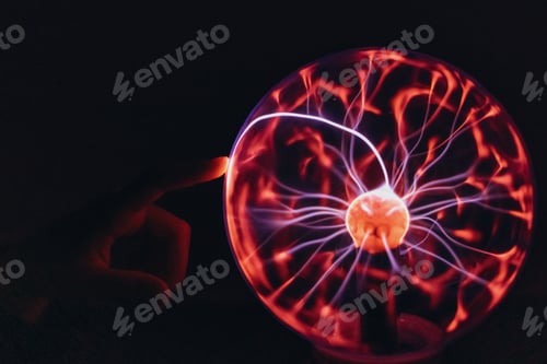 Preview: Experiments of a child with an electric ball