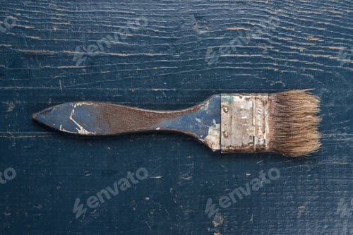 Preview: Old Brush On The Table