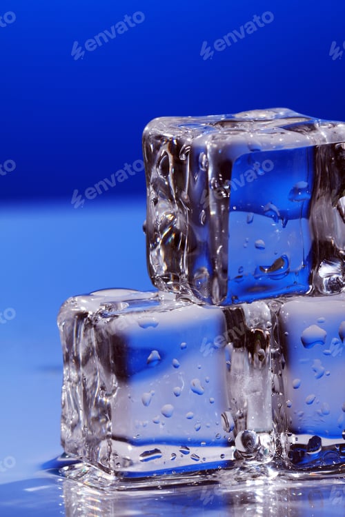Preview: Composition of ice cubes