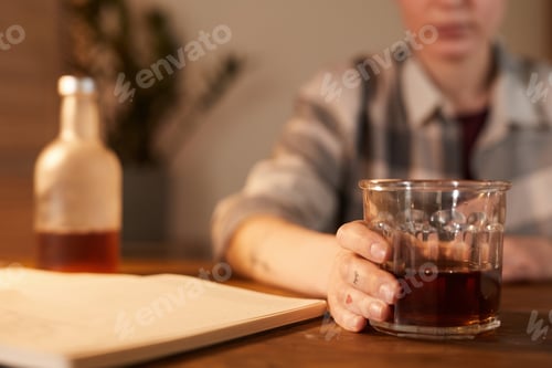 Preview: Woman drinking whiskey
