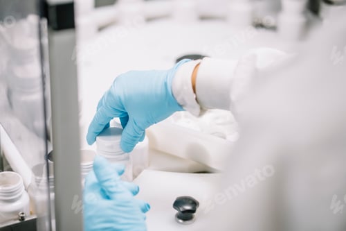 Preview: Picture of manufacture of pills and encapsulation.