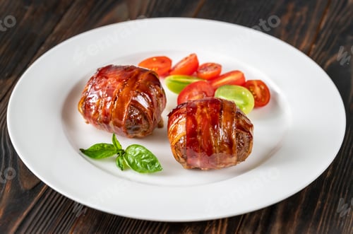 Preview: Bacon wrappped meatballs
