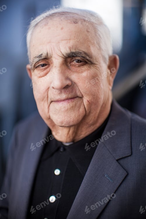 Preview: Old man headshot