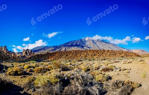 Preview: Beautiful panoramic image of the Teide volcano, a sunny day with an intense blue sky to be enjoyed