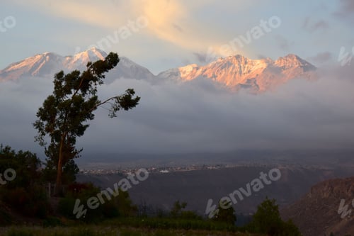 Preview: Andean Scenery in Peru