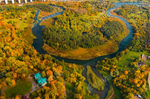 Preview: Autumn landscape in Loshitsky Park in Minsk. Belarus.Golden autumn