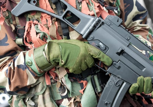 Preview: Soldier with weapon