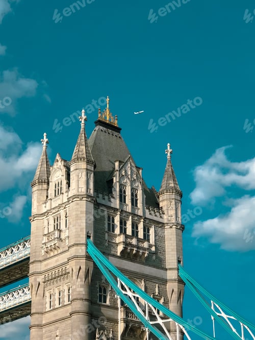 Preview: Tower bridge and a plane