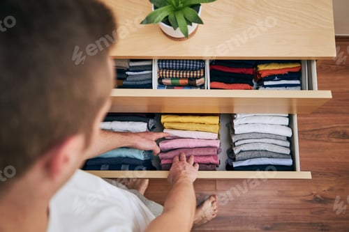 Preview: Organizing and cleaning home