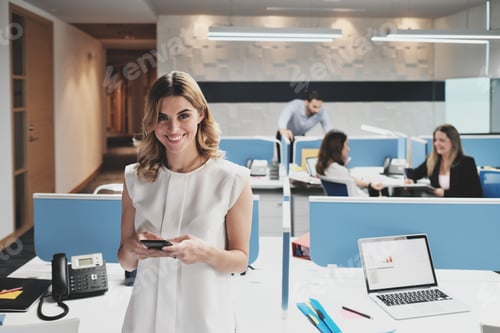 Preview: Portrait Of Happy Businesswoman Business Woman Smiling In Coworking Offices