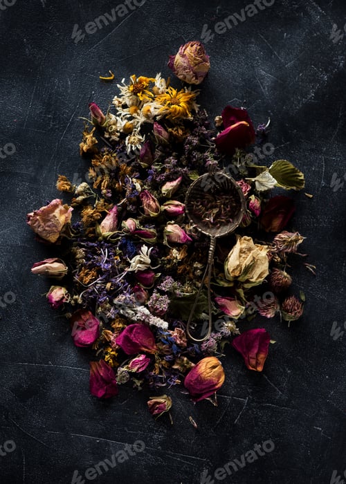 Preview: Dried flowers and herbs Background