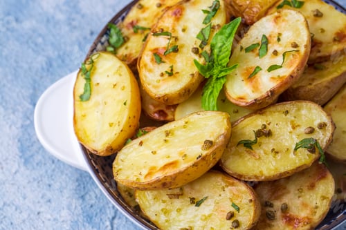 Preview: Delicious looking baked potato, food concept photo.