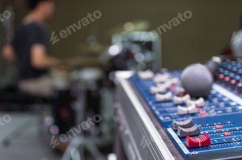 Preview: audio mixer, music equipment