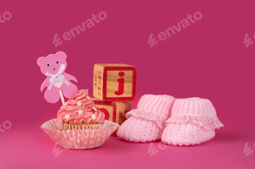 Preview: Pink cupcake for baby shower