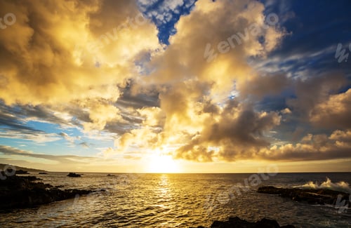 Preview: Hawaiian beach at sunrise
