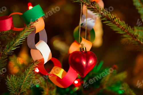 Preview: Life christmas tree with ornaments