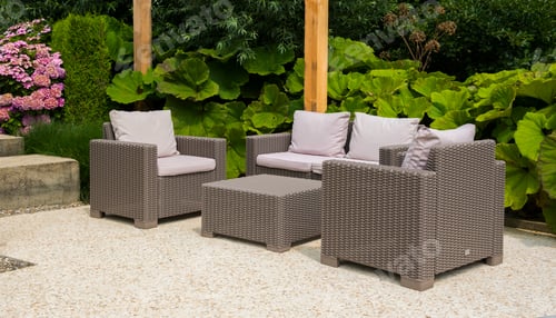 Preview: teracce with relax set in garden
