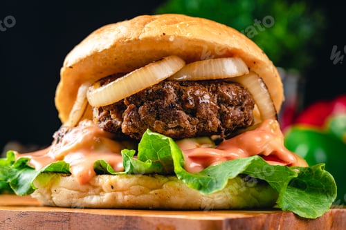 Preview: Beef Burger