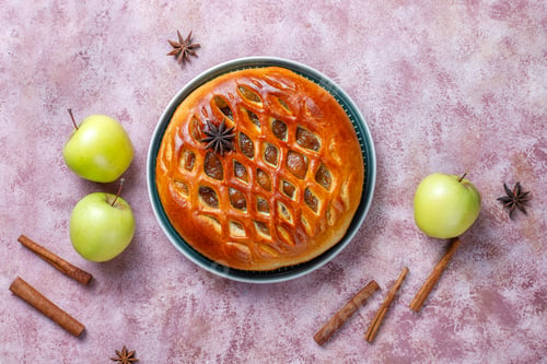 Preview: Homemade delicious apple pie with jam.