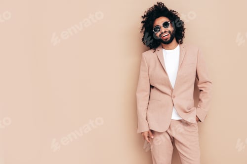 Preview: Handsome hipster man posing in studio