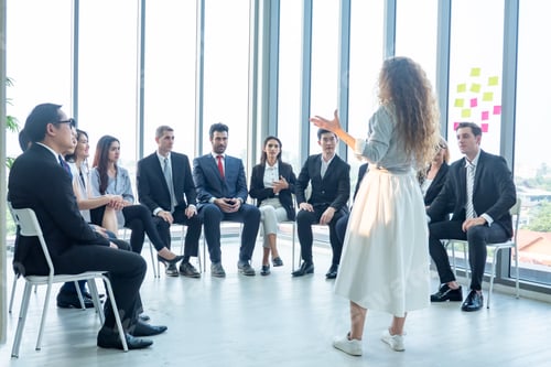 Preview: Diverse people in a seminar
