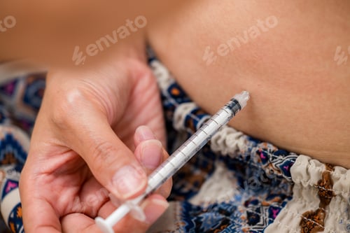 Preview: Woman have injection on her belly