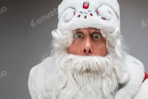 Preview: Santa making surprised face.