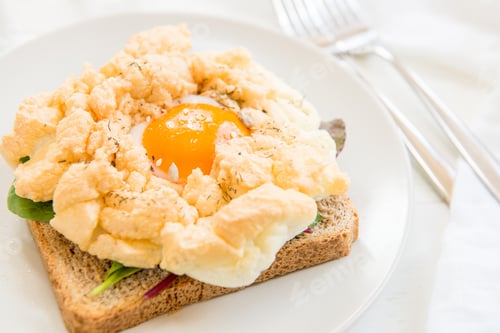 Preview: Breakfast with Wholemeal Bread Toast and Cloud Egg