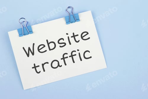 Preview: Inscription Website traffic. Note written on a white sticker with paper clip.