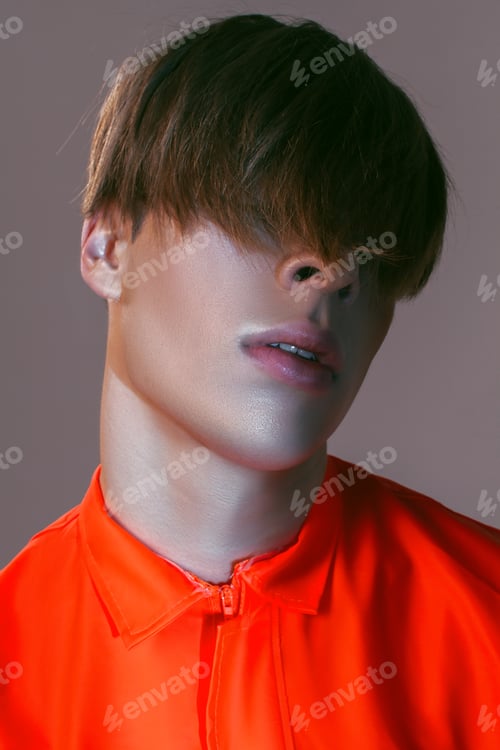 Preview: Handsome Adult Male Dancer In The Studio