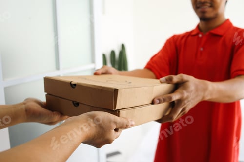 Preview: Pizza Delivery Man