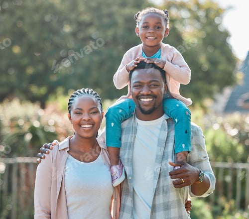 Preview: Smiling Family Enjoying a Sunny Day Outdoors