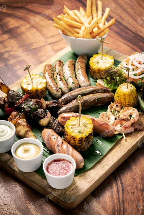 Preview: organic mixed grill barbecue meat platter rustic set meal
