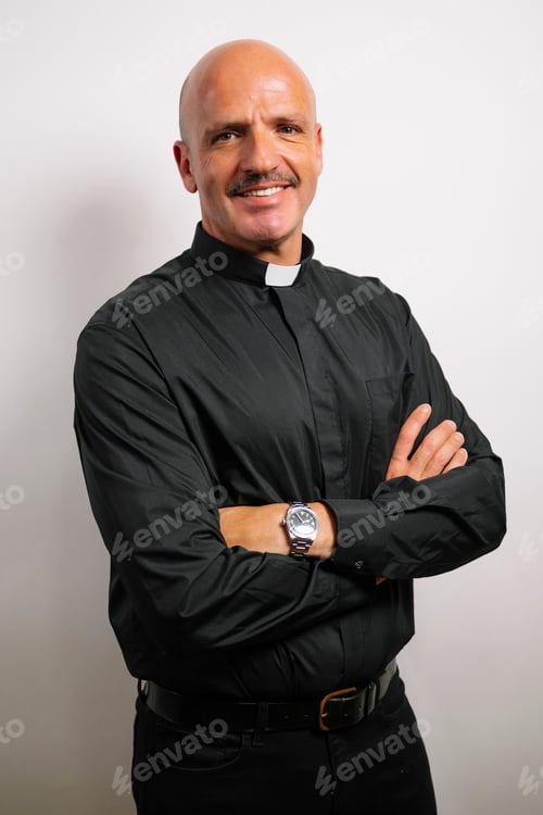Preview: Portrait of a priest looking at the camera.