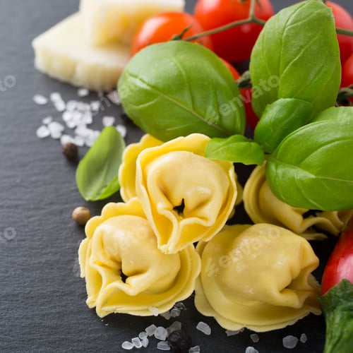Preview: Homemade raw Italian tortellini with ham and cheese