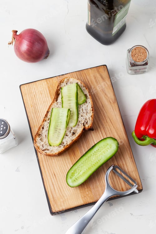 Preview: Sandwich making
