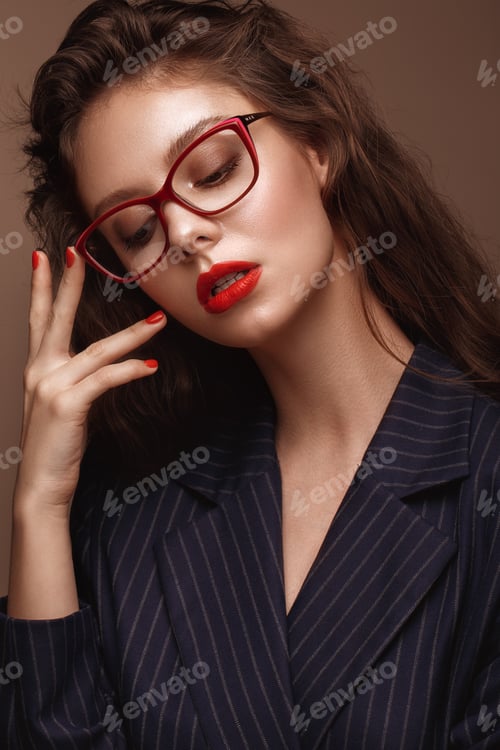 Preview: Woman Poses with Red Glasses and Bold Lips