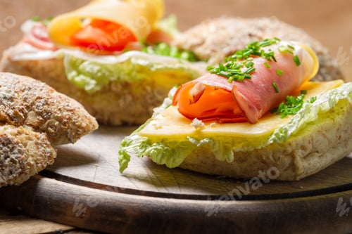 Preview: Fresh sandwich made of chive, ham lettuce and cheese
