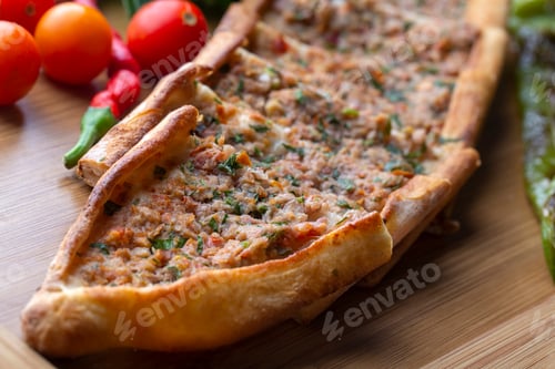 Preview: Turkish pide with minced meat,Kiymali Pide. Turkish pizza Pita with meat.